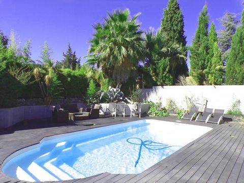 In your agencies LABORIE IMMOBILIER. 15 minutes from Gignac Come and visit this real estate complex of 295 m2. Located in a quiet environment and not overlooked you can enjoy the pool and the beautiful garden during the long summer days. The set is c...