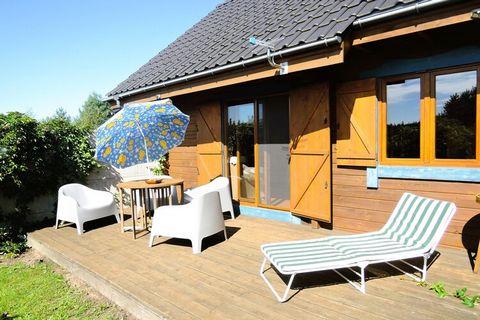 Nature lovers and families will feel particularly at home here: well-kept holiday home and a great outdoor area, perfect for barbecuing and relaxing in the garden. There are 7 fishing lakes nearby. But bathing fun on the Baltic Sea is also not far aw...