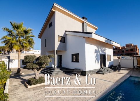 Stunning villa, completed in 2018 and located within walking distance of the town centre. On the main floor we find a grand entrance, two bedrooms, a bathroom, a guest toilet and an integrated living and dining room with an American-style kitchen and...