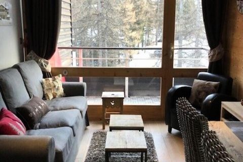 Boostez vos vacances à la montagne sur le domaine de ski Vars avec ce bel appartement pour 4 personnes à secteur Point Show Résidence skis aux pieds pour cet appartement dans une ambiance chalet,vous séduira par son confort et sa situation idéale sur...