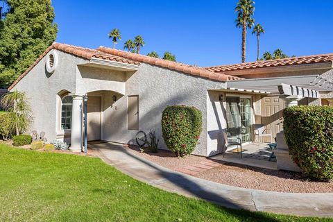 This beautifully updated 1-bedroom, 1-bathroom Villa home is an end-unit located in the highly sought-after Mesquite Country Club, a gated community in Palm Springs. Immaculately maintained, the home features a recently remodeled shower, updated kitc...