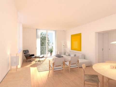 2 bedroom apartment with 81 sqm, located in the Jardins do Morgado project, in the 'Casa da Árvore' building in Setúbal. This apartment is distributed as follows: upon entering, we find the open-plan kitchen and living room. Next door is the apartmen...