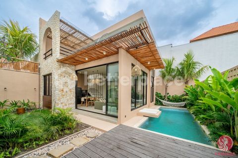 Une villa tropicale confortable de 2 chambres avec une touche bohème à Tumbak Bayuh - Pererenan Prix : IDR 5,300,000,000 jusqu’en 2051Cette luxueuse villa est disponible pour une occupation immédiate et représente la quintessence de la vie tropicale ...