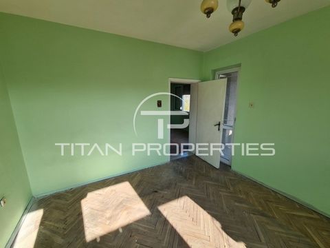 Titan Properties presents to your attention a two-bedroom apartment located in the district. Kyuchuk Paris. Nearby are the Rodopi and South Bus Station, the Central Railway Station, as well as public transport stops, retail outlets, kindergartens, sc...