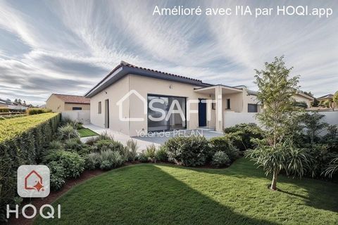 This magnificent villa benefits from an ideal location, combining calm and proximity to amenities and the motorway. Located on a plot of 368 m², a few minutes from the fine sandy beaches, this property promises a pleasant and practical living environ...