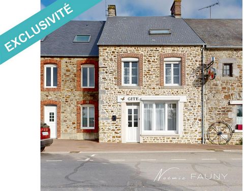 Located in a quiet town between Coutances and Saint-Lô, Montpinchon just 20 minutes from the beaches This house offers you all the comforts for a peaceful life in the countryside: - 4 rooms including a large living room of 45 m² with wood stove - 3 b...