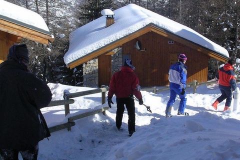 Stimmungsvolles freistehendes Chalet im Chaletpark 'Les Chalets de Vallandry'. Der Park besteht aus zehn freistehenden Chalets; Ihr Chalet 