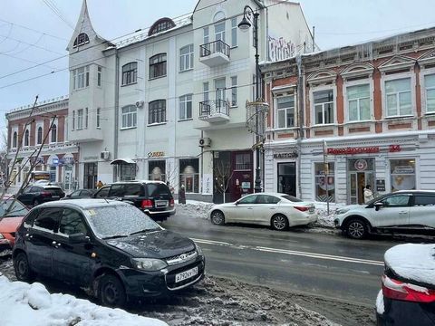 Сдается помещение на одной из центральных улиц исторического центра города. г. Самара, Самарский район, ул. Куйбышева, д. 71. Ближайшее пересечение с ул. Венцека. Этаж/Этажность 1/3. Общая площадь: 132,8 кв.м. Выделенная электрическая мощность 25 кВт...