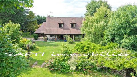Propriété de 10 pièces, 5 chambres, 2 vérandas, piscine d'intérieure, terrain clos de 3500m2.