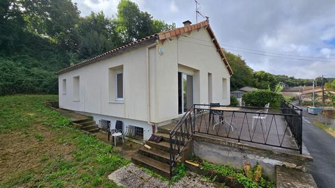 TERRAIN CLOS AVEC UNE GROTTE TROGLODITE