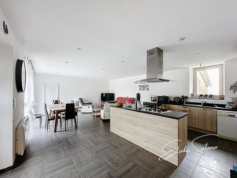 Maison de bourg Miré 105m2 3 chambres