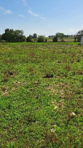 Magnifique Terrain de 715 m2 - THAIRE (17290)