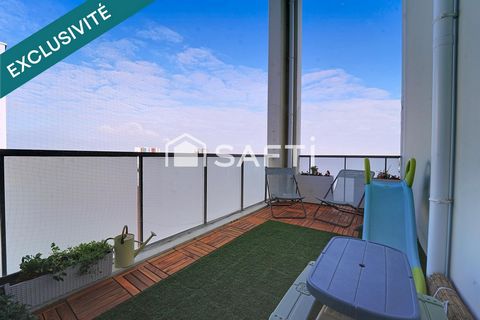 Duplex coup de cœur aux derniers étages avec terrasse, à deux pas du métro ligne 11