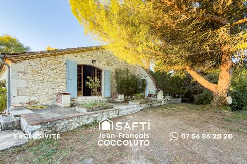 Propriété en pierre 165m2 avec piscine, garages