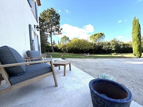 Maison Provençale 241m² sur terrain de 4100m²