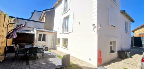 Maison de 6 pièces 113 m² Entièrement RENOVEE