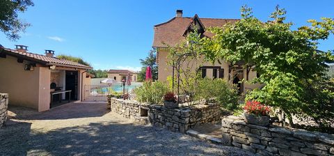 Grande maison traditionnelle proche de Cajarc