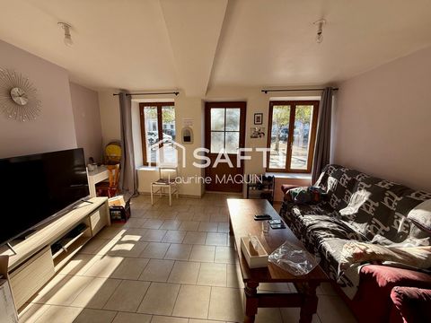 Maison 3 chambres disposant d’un garage et une cours