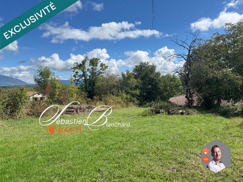 Terrain constructible à vendre – Surjoux-Lhopital