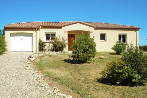 This is a beautiful 3-bedroom villa in La Croix-Blanche. It has a swimming pool and offers a great panoramic view of the area. It is ideal for families.The cities of Agen with its water park and Villeneuve-Sur-Lot are approximately 15 km from La Croi...