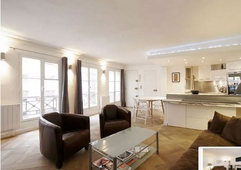 This flat is a 2 room apartment with a surface area of 50 square meters located in the rue Gaillon in the 2nd arrondissement of Paris, very close to the Opera Garnier of Paris and not far from the Grévin museum (the flat is located on the 4th floor w...