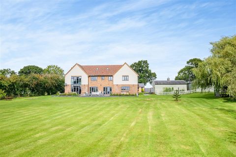 **Sunnyhill House, Great Horwood** **Modernized Elegance in a Picturesque Setting** Plot approaching 5.5 acres. Welcome to Sunnyhill House, a stunning property that has undergone a remarkable transformation since its last sale. Nestled between the ch...