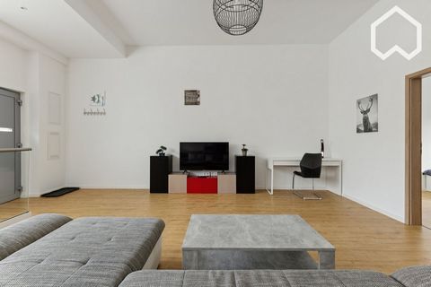 The ground-floor apartment was newly built in 2022, completely renovated and further improved through conversion. It has barrier-free access, a large living and dining area, a kitchen with high-quality branded appliances, 2 bedrooms and 1 bathroom. T...