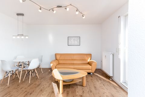 Top for companies or project workers. Light-flooded maisonette apartment for sporty people (5th floor without elevator) close to the center in Saarbrücken. This 45sqm apartment on 2 floors offers a fantastic view over the city with a brand new box sp...