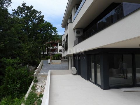 Location: Primorsko-goranska županija, Lovran, Lovran. LOVRAN - APARTMENT J1 - 64.5m2 GROUND FLOOR + SWIMMING POOL AND ENVIRONMENT (247.5m2 GROSS - 129m2 NET) It is located in a quiet and peaceful position, and yet close to all necessary facilities f...