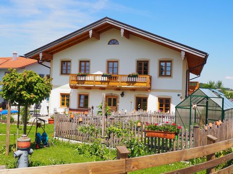 Fully furnished temporary apartment for rent in Waging am See. The holiday apartment is located in a quiet hamlet in the municipality of Waging am See, surrounded by meadows and forests with a view of the pre-Alpine mountain range of the Salzburg and...