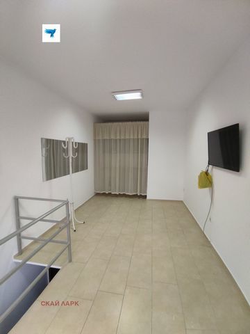 Sky Lark Agency offers for sale an office suitable for a doctor's office, beauty studio, etc. It is located in the center of Velingrad near Alibi Café. There is a possibility to change the purpose and become an apartment. There is also a basement att...
