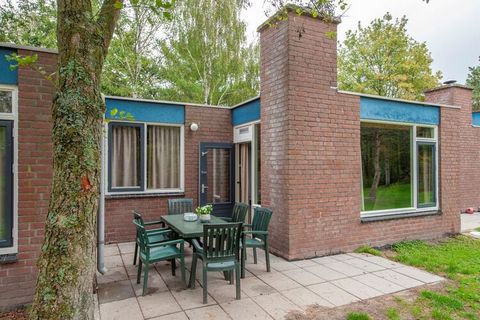 Op Vakantiepark Weerterbergen zijn onlangs twee types gerestylde, geschakelde en gelijkvloerse 4-pers. bungalows aan het aanbod toegevoegd. Zo is er de NL-6002-27. Deze bungalow heeft een woonkamer met smart-TV, gezellige openhaard en een open keuken...