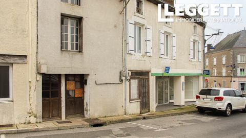 A25876DTH79 - Located in the heart of Thénezay within easy walking distance of all key amenities, this property has the potential to be a spacious family home with additional accommodation for rental income. Poitiers with its tourist attractions, int...