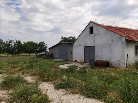 Offer 79074 - Region Plovdiv, sv. Yasna pole, Industrial property with built-up area 1 500 sq.m. - two separate buildings. The buildings have concrete pavement, electricity (single-phase and three-phase electricity), water, the property is located on...