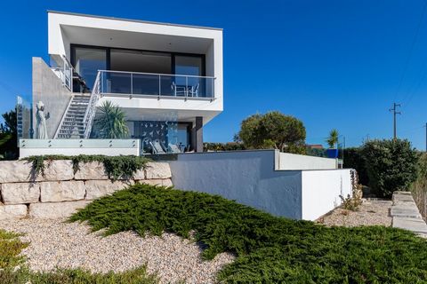 Ocean front. Stunning contemporary recent built villa set in a large plot with spectacular ocean and country views and an infinity pool. This stunning home is located just 45 minutes from Lisbon airport and near golf courses and a number of beaches, ...