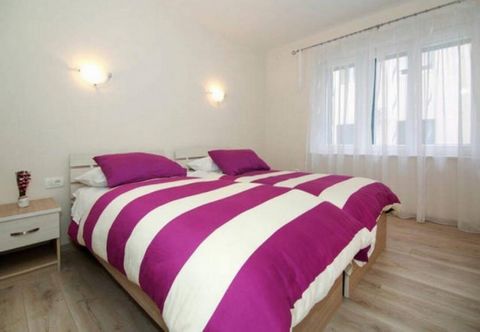 BASIC INFORMATIONType of property: apartments. Check in: 14:00 Check out: 10:00 FACILITIES AND EQUIPMENTFree parking close to the property, parking with surcharge close to the property. ADDITIONAL SERVICESFree laundry service at the owners place, bab...