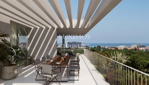 Apartment with sea view , for sale, Vilamoura , Algarve. Constructed with premium materials and a modern design . The property features 2 bedrooms , one of which is en suite , a large living and dining area with access to a spacious balcony and a swi...