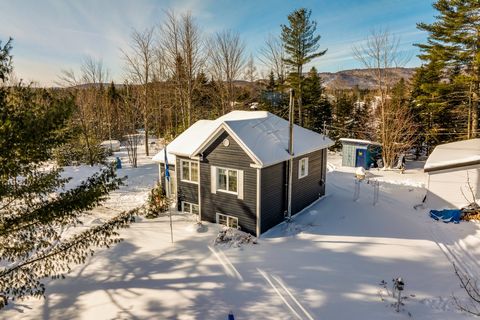 Wow! Nature, Lac-Rita in Saint-Raymond. Superb land of nearly 25,500 sq. ft., landscaped. Built in 2013, 3 bedrooms, 2 bathrooms. With the old chalet moved to a reinforced concrete slab, it can be used as a shed and can become a garage. Snowmobile, A...