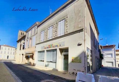 Dpt Lot et Garonne (47), à vendre TONNEINS immeuble -
