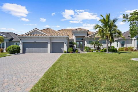 NO HURRICANE DAMAGE: The canal behind the house was drained by the community prior to hurricane Milton and restored post hurricane. A water lover's dream retreat!! This exquisite 3-bedroom, 3-bathroom with an office/den home offers the perfect blend ...