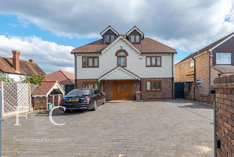 Delighted to offer on the market this extremely attractive detached house located on Ware Road in Hoddesdon. This stunning property boasts two spacious reception areas, perfect for entertaining guests or relaxing with family. With six generously size...