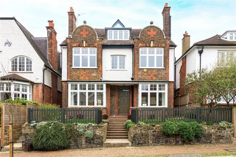 Fine & Country are delighted to offer this wonderful attractive detached, refurbished family home, in a delightful location close to Putney Heath. This delightful home offers excellent bright and spacious living accommodation, laid out in the origina...