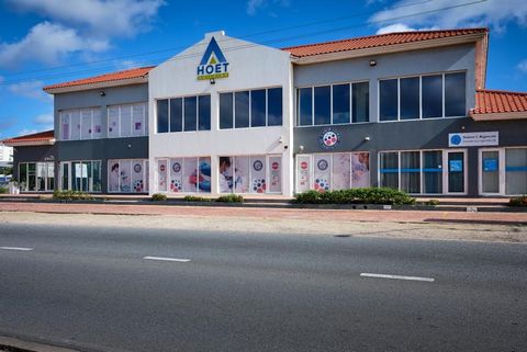 Onthulling van het Hoetgebouw: een baken van verfijning in Eagle Punta Brabo, Aruba Het Hoetgebouw is meer dan alleen een eigendom; Het is een mijlpaal van luxe en biedt zowel luxe woonruimtes als eersteklas commerciële ruimtes. Deze unieke investeri...