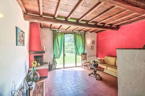 This 2-bedroom holiday home in Dicomano, which still produces its own wine and olive oil, is a perfect base for exploring the Tuscany region. It has a shared swimming pool to take a refreshing dip. The holiday home is perfect for a family or a group ...