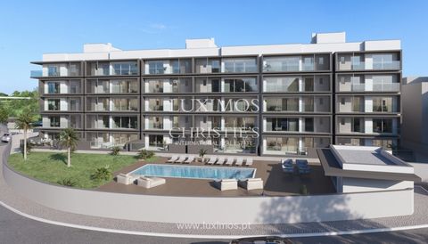 New one-bedroom apartment in the Saramago Condominium, with swimming pool and gardens , next to the Olhão marina and the Ria Formosa , in the Algarve . The apartments are furnished and decorated , with a fully equipped kitchen , large and well-distri...