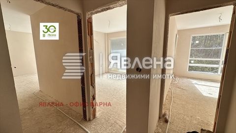 THE BUILDING IS IN FRONT OF ACT 15. 'Yavlena' sells this two-bedroom apartment on the first high floor, with a spacious living room with an area of 27 sq.m, two bathrooms and two bedrooms of 11 sq.m each, at a price of 109,900 euros. The building is ...