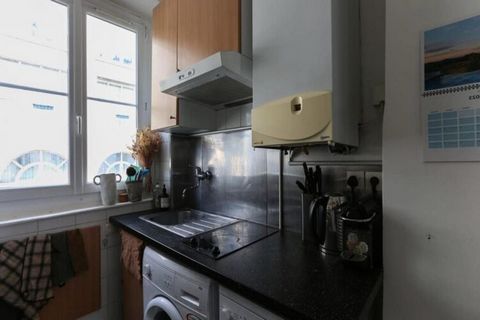 Welkom in dit charmante appartement van 50 vierkante meter, gelegen in het hart van het 3e arrondissement van Parijs. Deze accommodatie is ideaal voor koppels en biedt een gezellig toevluchtsoord in een van de meest rustige en toch levendige wijken v...