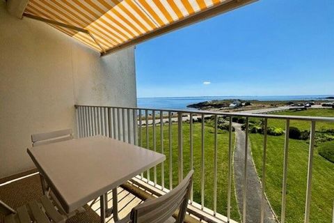 This pleasant sea-facing studio of approximately 35m² for 3 people is located on the 2nd floor, door 94 of the 