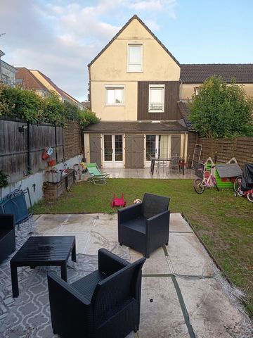 Très Belle Maison 3ch située à Vauréal proche des commerces