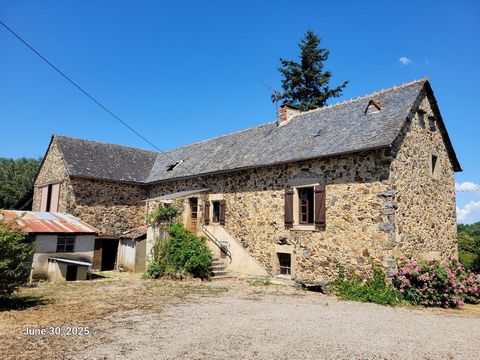 Un corps de ferme avec dépendances - 7kms de Villefranche de Rouergue